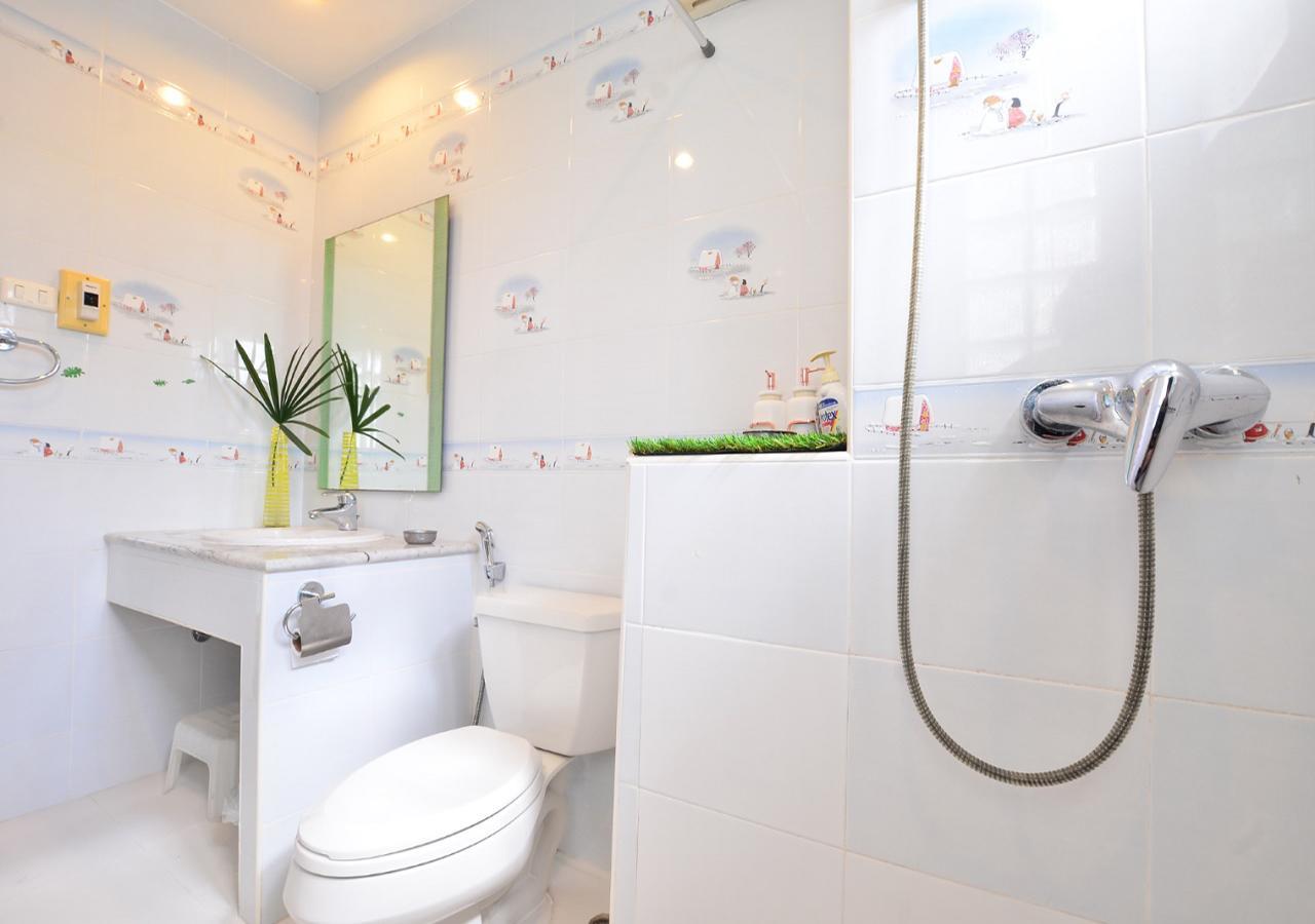 Ayi Home Бангкок Экстерьер фото