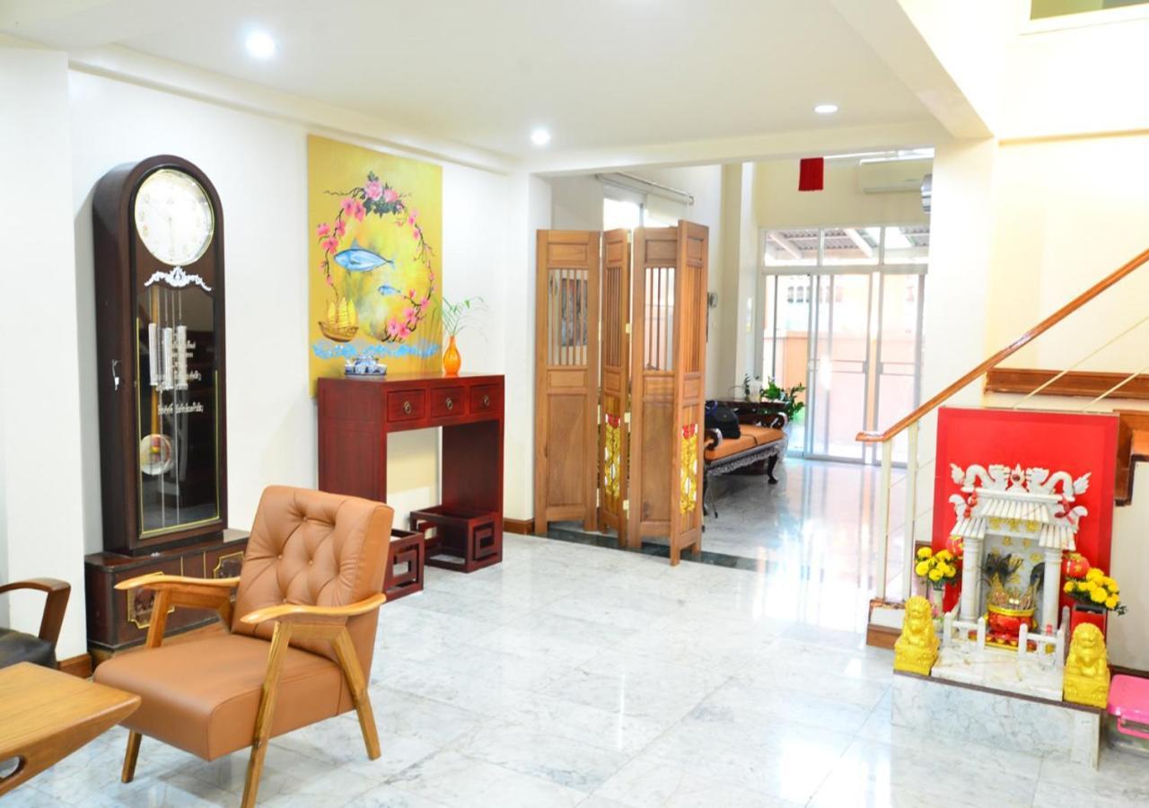 Ayi Home Бангкок Экстерьер фото